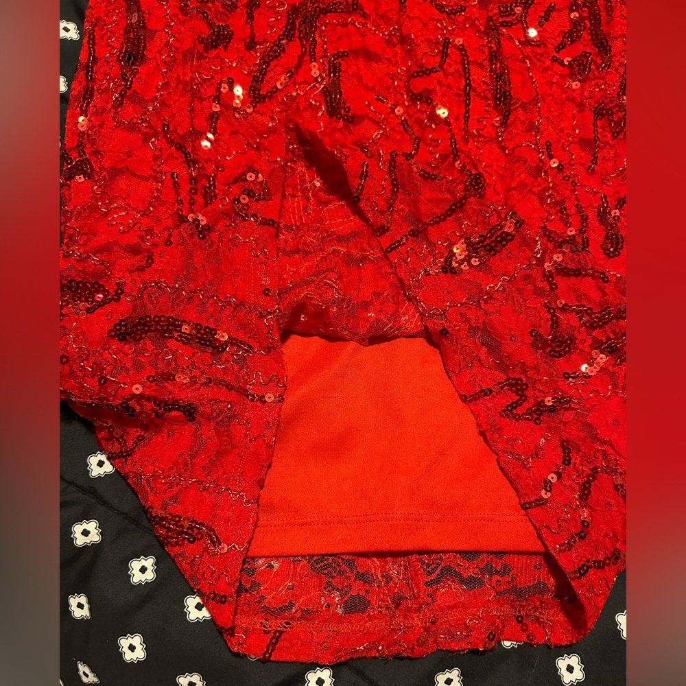 Lily & Lola Sleeveless Red Dress w/ sequins- size s - Picture 5 of 8